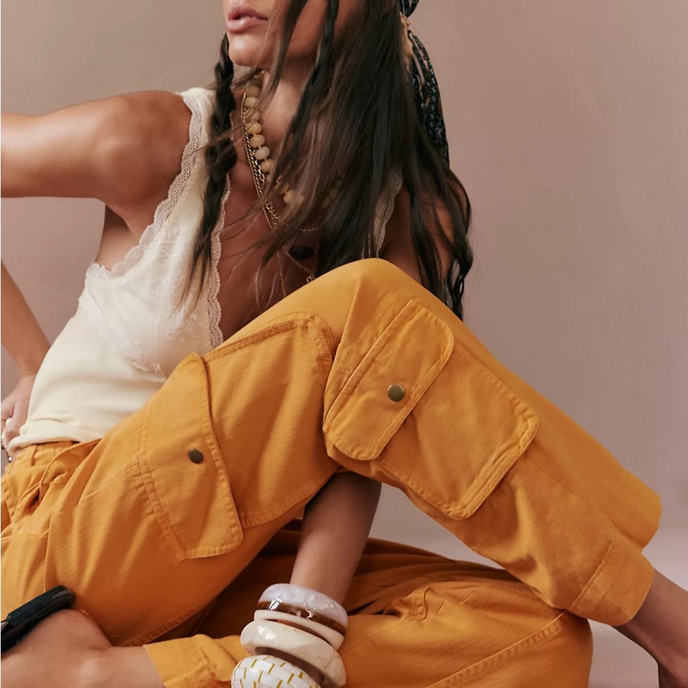 Free people Tahiti pull on cargo pants in Coral - Picture 2 of 5
